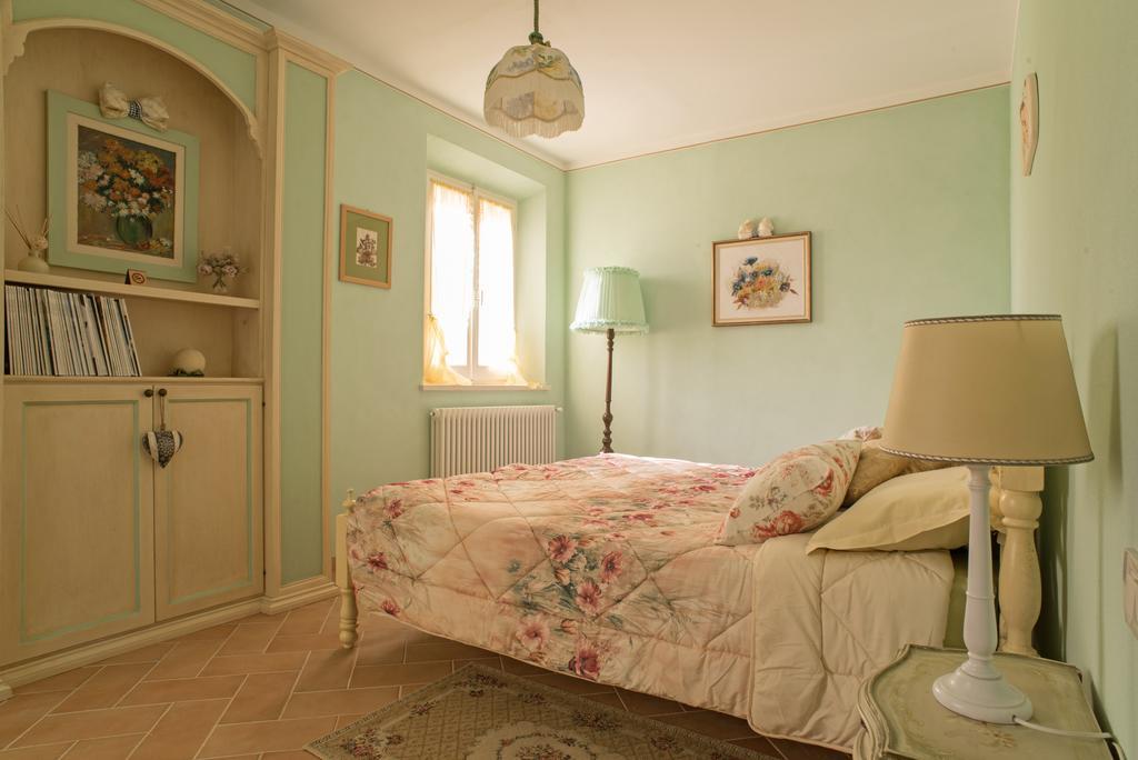 Il Poggianino Bed & Breakfast Poggio Berni Bagian luar foto