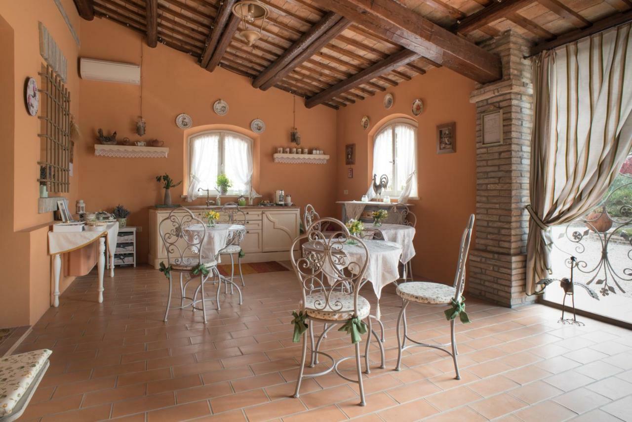 Il Poggianino Bed & Breakfast Poggio Berni Bagian luar foto